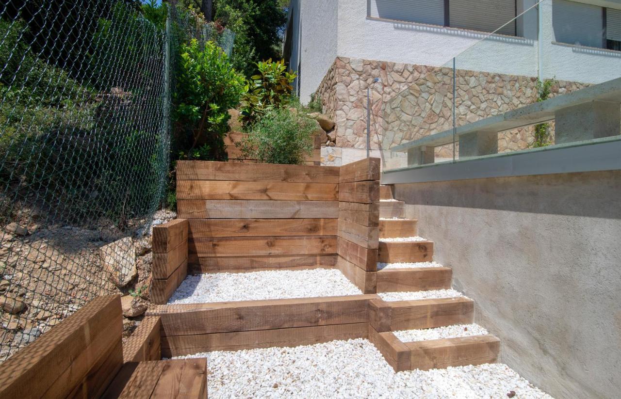 דירות בגור La Vie En Rouge Sa Riera Duplex, Private Parking מראה חיצוני תמונה