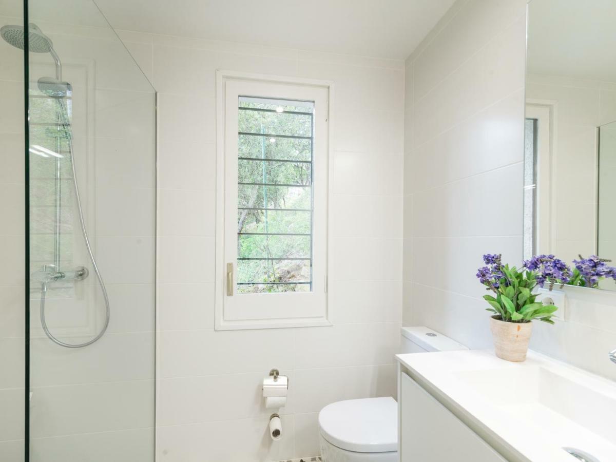 דירות בגור La Vie En Rouge Sa Riera Duplex, Private Parking מראה חיצוני תמונה